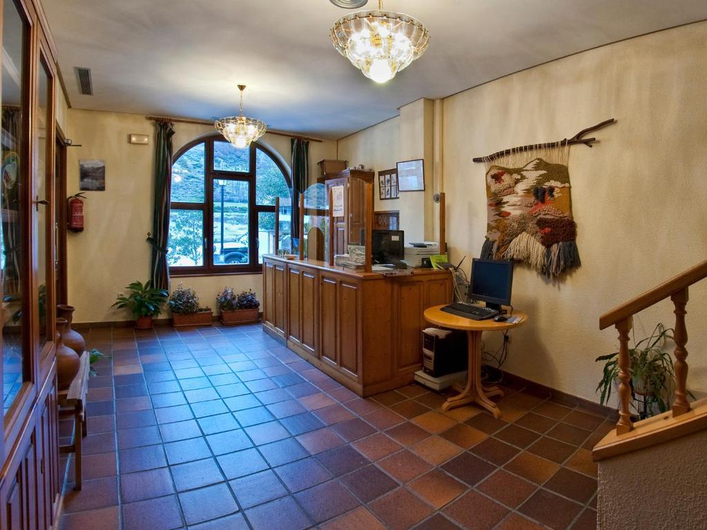 Tierra De La Reina Hotel Boca de Huérgano Kamer foto